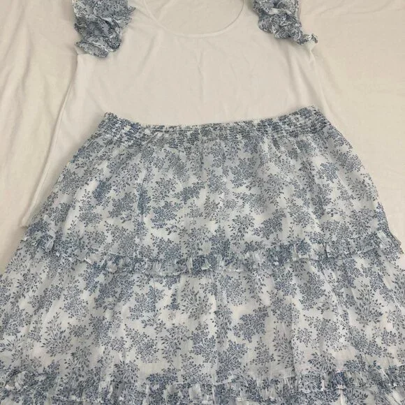 NWOT CeCe Double Ruffle Sleeve Top - Picture 4 of 7